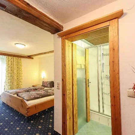Hochwart Hof Bed & Breakfast Bed & Breakfast Saalbach-Hinterglemm Exterior photo